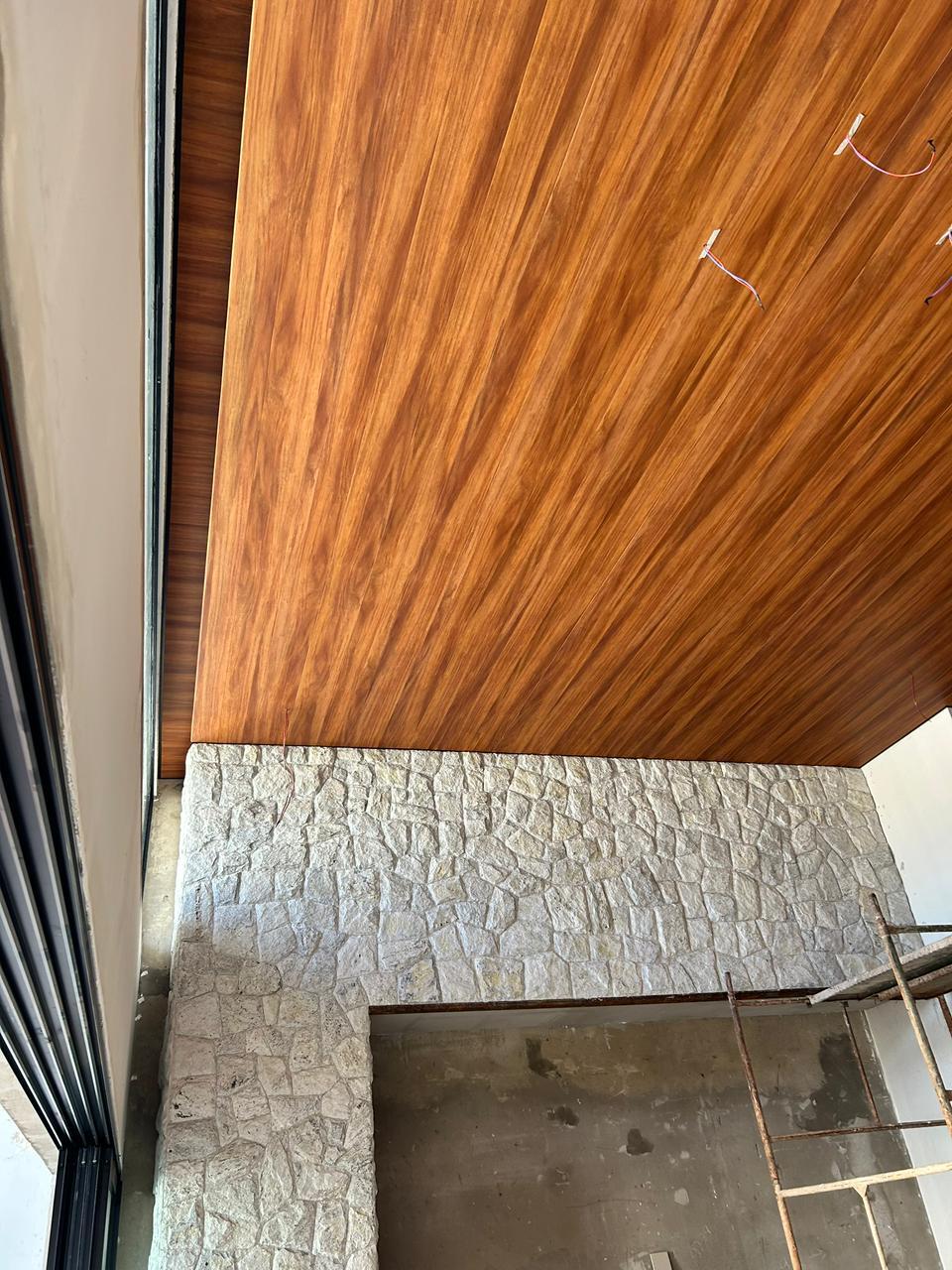 Slide /images/ser16.jpg