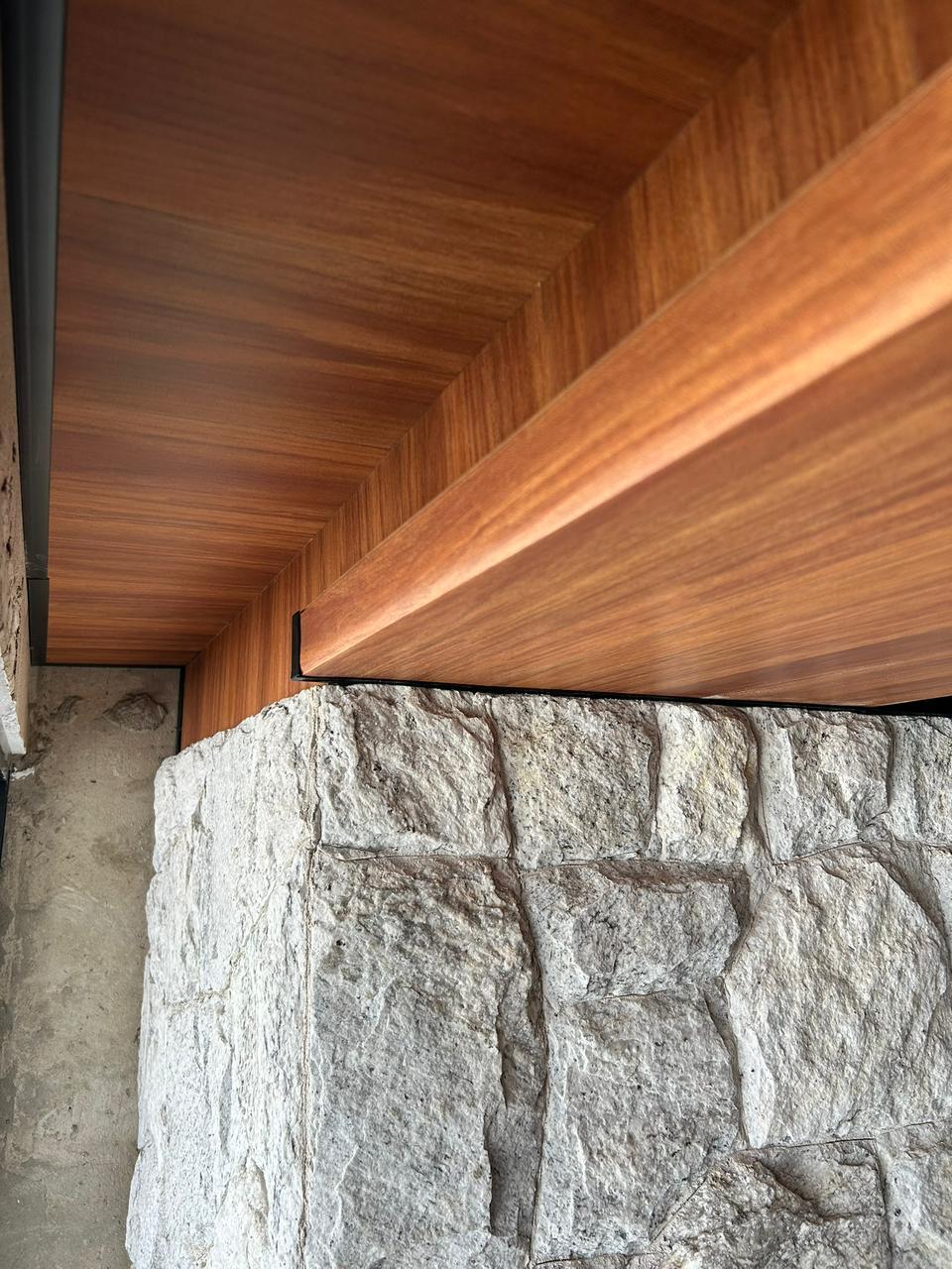 Slide /images/ser3.jpg